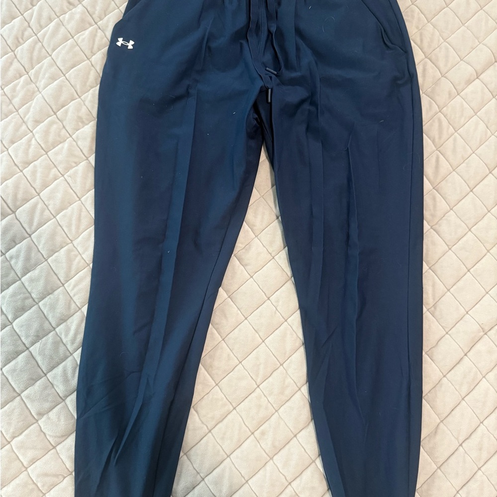 Under Armour women’s Navy Pants